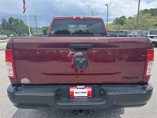 2024 RAM 2500 Tradesman Crew Cab 4x4 6'4' Box