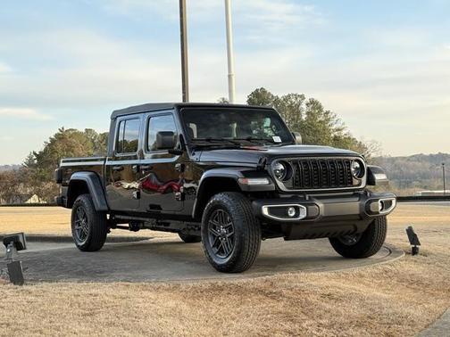 2026 Jeep Gladiator Sport S