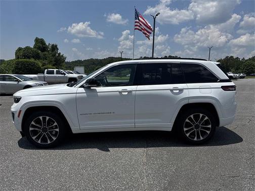 2024 Jeep Grand Cherokee Overland