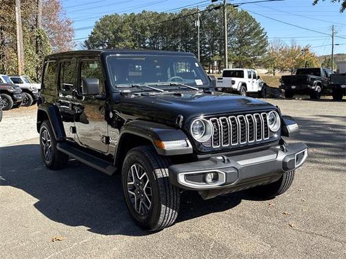 2024 Jeep Wrangler 4-Door Sahara 4x4