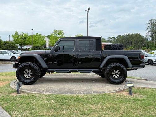 Black Clearcoat 2023 Jeep Gladiator Rubicon
