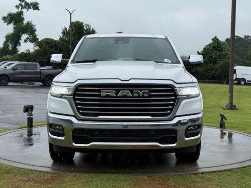 Bright White Clearcoat 2026 RAM 1500 Laramie
