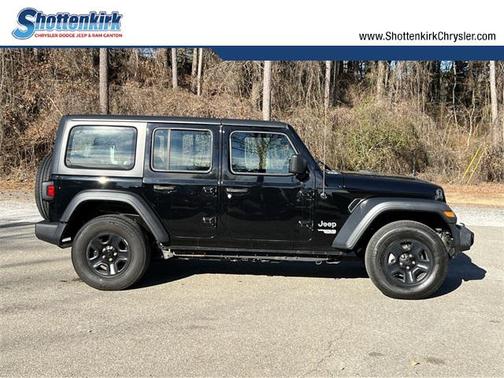 Black Clearcoat 2018 Jeep Wrangler Unlimited Sport