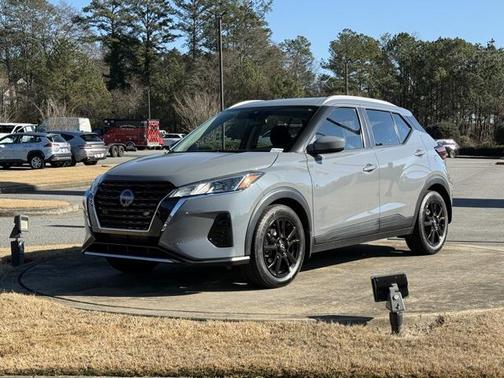 2023 Nissan Kicks SV