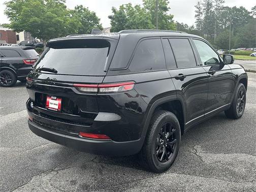 2025 Jeep Grand Cherokee Altitude