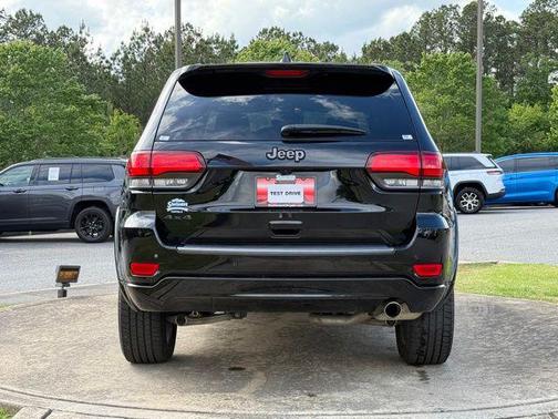 Diamond Black Crystal Pearlcoat 2021 Jeep Grand Cherokee 80th Anniversary 4x4