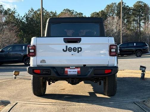 2026 Jeep Gladiator Sport S