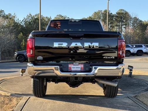 2026 RAM 2500 Tradesman Crew Cab 4x4 6'4' Box