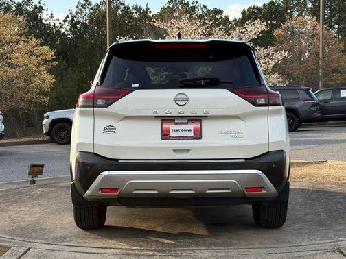 2022 Nissan Rogue Platinum