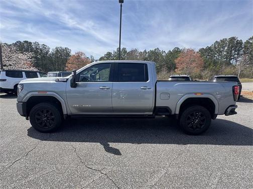 2024 GMC Sierra 2500 AT4