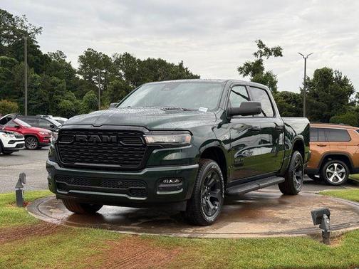 Serrano Green Metallic 2026 RAM 1500 Express