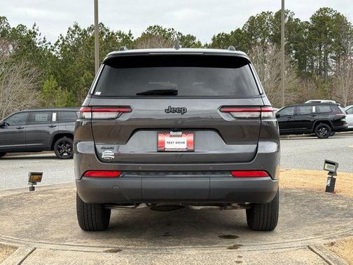 2024 Jeep Grand Cherokee L Altitude