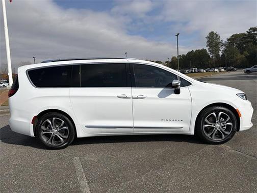 2026 Chrysler Pacifica L