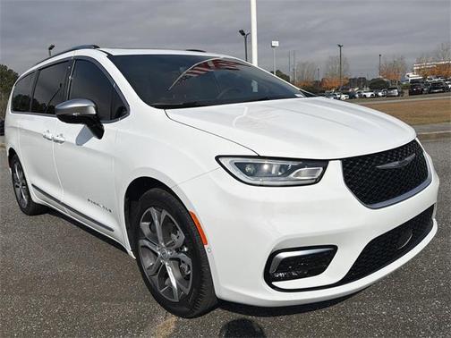 2026 Chrysler Pacifica L