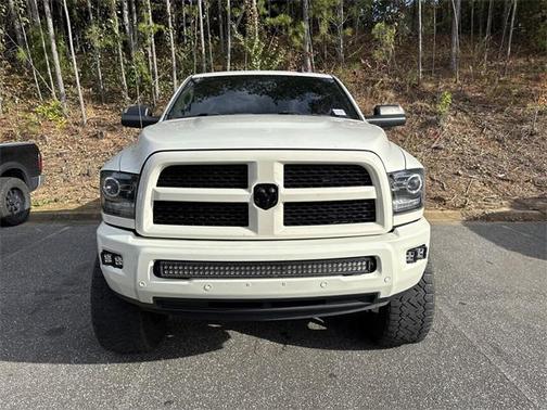 2017 RAM 2500 Laramie Crew Cab 4x4 6'4' Box