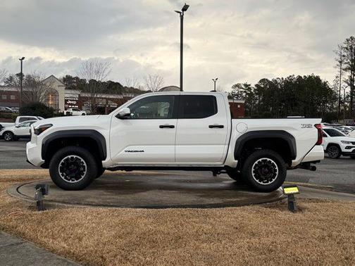 2024 Toyota Tacoma TRD Off-Road