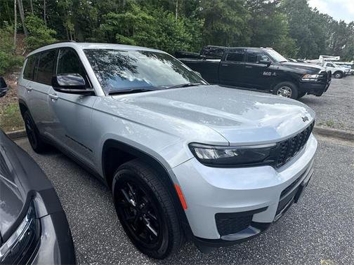 2024 Jeep Grand Cherokee L Altitude