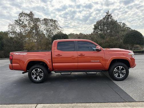 2018 Toyota Tacoma TRD Sport