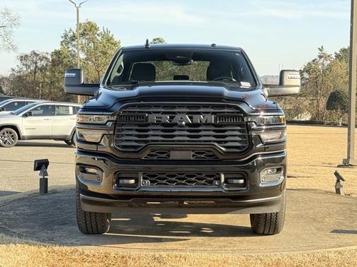 2025 RAM 2500 Big Horn Crew Cab 4x4 6'4' Box