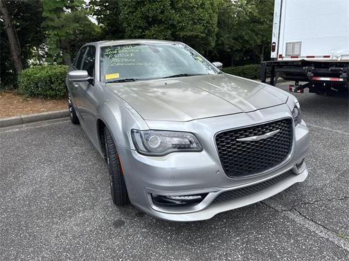 2018 Chrysler 300 S