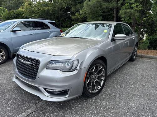 2018 Chrysler 300 S