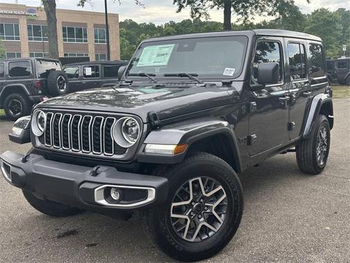 2025 Jeep Wrangler 4-Door Sahara 4x4