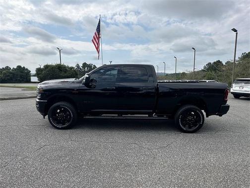 2025 RAM 2500 Big Horn Crew Cab 4x4 6'4' Box