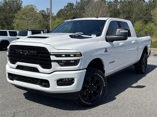 2025 RAM 2500 Laramie Crew Cab 4x4 6'4' Box