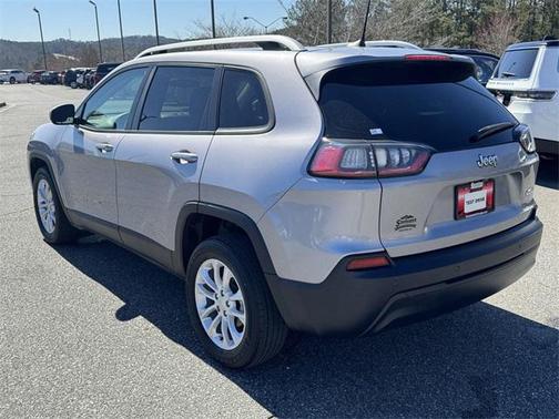 2020 Jeep Cherokee Latitude