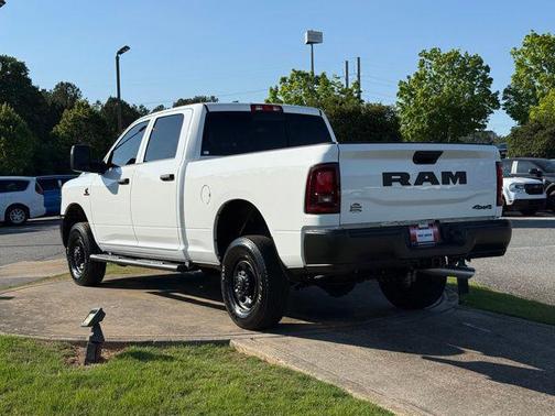Bright White Clearcoat 2026 RAM 2500 Tradesman Crew Cab 4x4 6'4' Box
