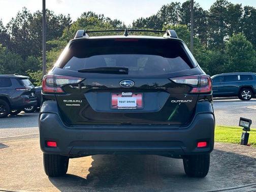 Crystal Black Silica 2023 Subaru Outback Premium