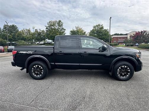 2023 Nissan Titan PRO-4X