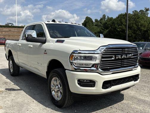 2024 RAM 3500 Laramie Crew Cab 4x4 6'4' Box