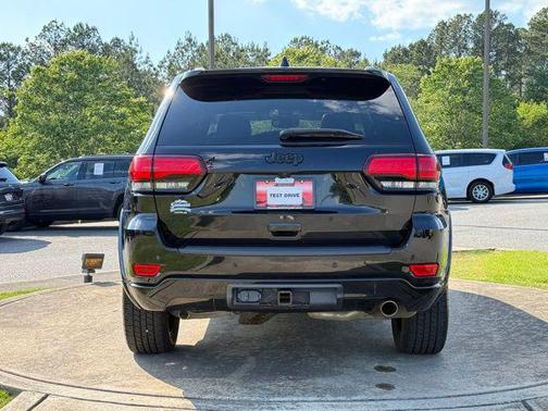 Diamond Black Crystal Pearlcoat 2019 Jeep Grand Cherokee Altitude