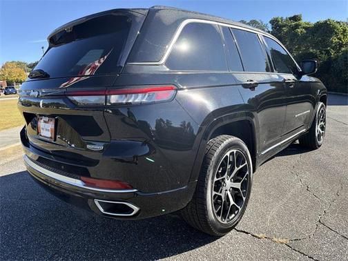 2025 Jeep Grand Cherokee Summit