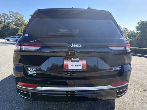 2025 Jeep Grand Cherokee Summit