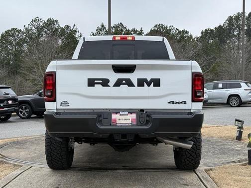 2026 RAM 2500 Tradesman Crew Cab 4x4 6'4' Box