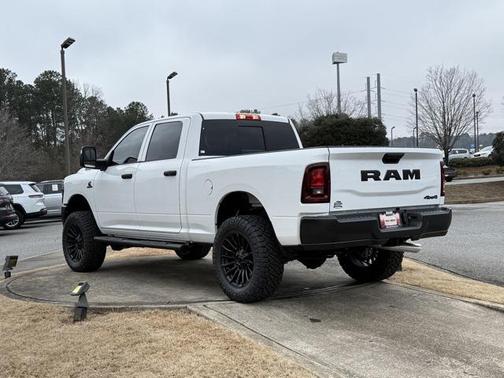 2026 RAM 2500 Tradesman Crew Cab 4x4 6'4' Box