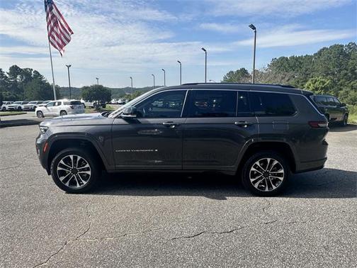 2022 Jeep Grand Cherokee L Overland