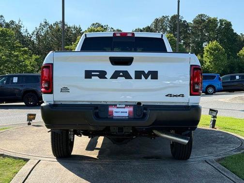 Bright White Clearcoat 2026 RAM 2500 Tradesman Crew Cab 4x4 6'4' Box