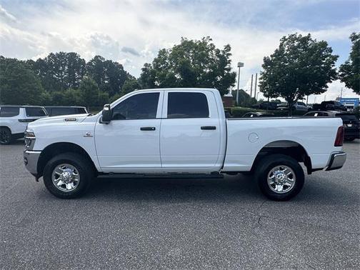 2025 RAM 2500 Tradesman Crew Cab 4x4 6'4' Box