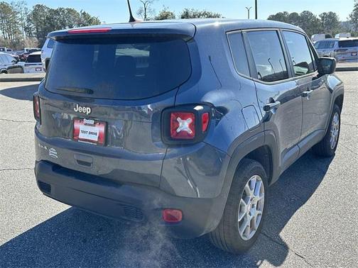 2023 Jeep Renegade Latitude