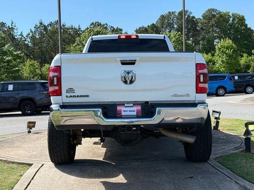 Bright White Clearcoat 2021 RAM 3500 Laramie Crew Cab 4x4 8' Box
