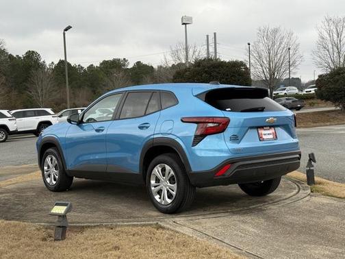 2025 Chevrolet Trax LS