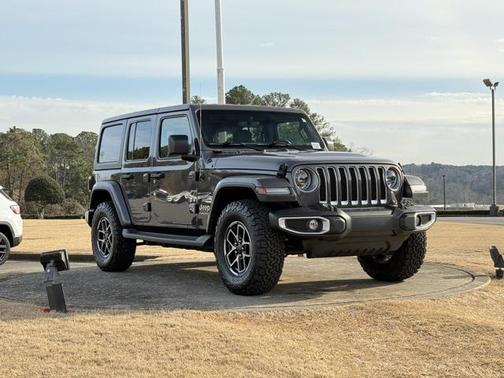 2023 Jeep Wrangler 4-Door Sahara 4x4