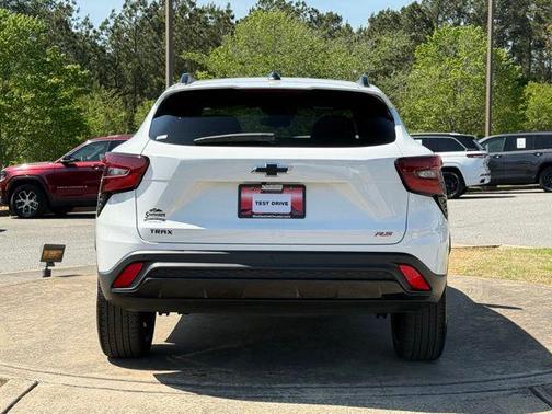 2025 Chevrolet Trax FWD 2RS