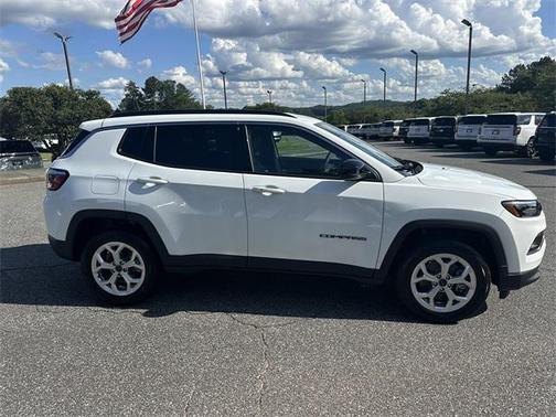 2025 Jeep Compass Latitude