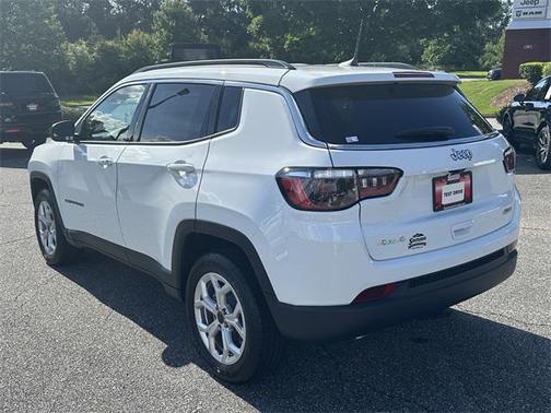 2025 Jeep Compass Latitude