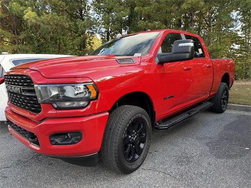 2024 RAM 2500 Big Horn Crew Cab 4x4 6'4' Box