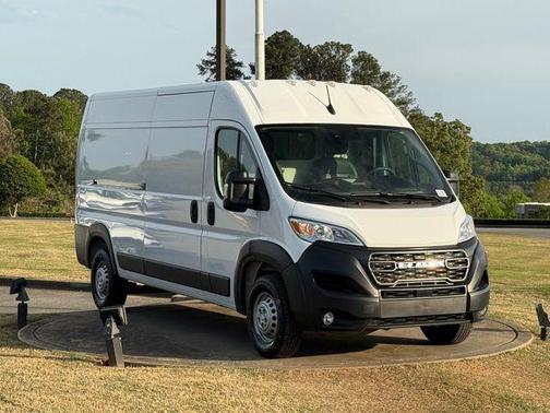 Bright White Clearcoat 2025 RAM ProMaster 2500 Tradesman